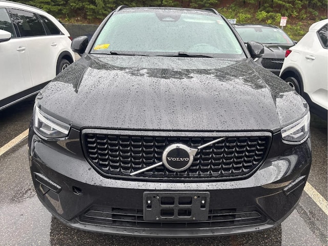 2024 Volvo XC40