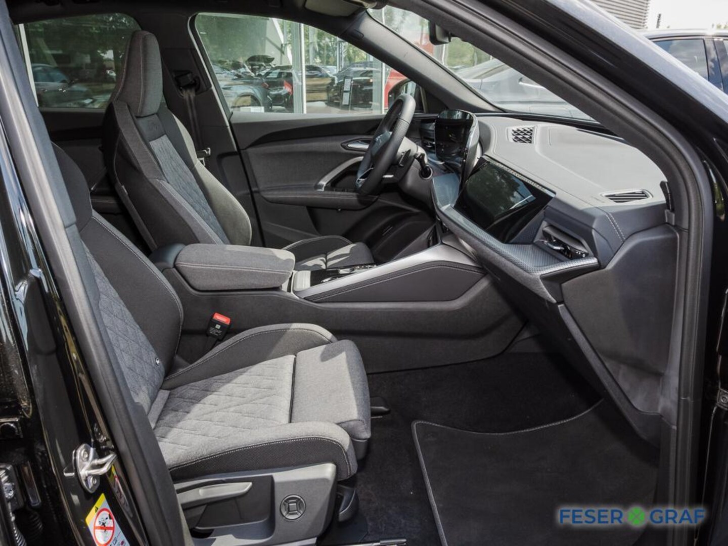 Bild über Audi Q5 Sportback TDI quattro 150 kW S tronic - für weitere Informationen kontaktieren Sie den Audi Partner