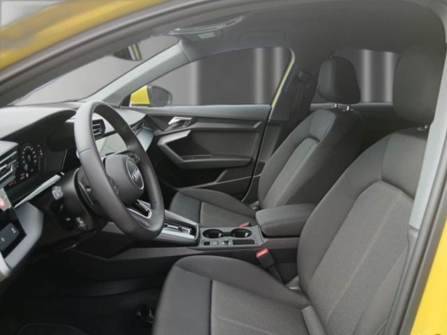 Bild über Audi A3 allstreet 35 TFSI S tronic - für weitere Informationen kontaktieren Sie den Audi Partner
