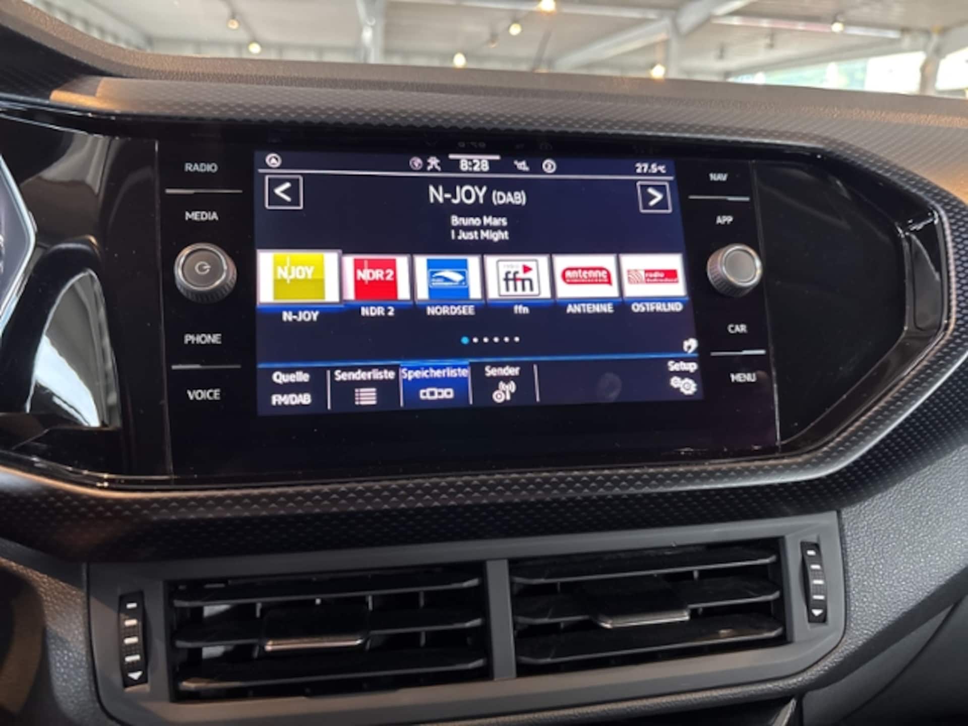 Volkswagen T-Cross United