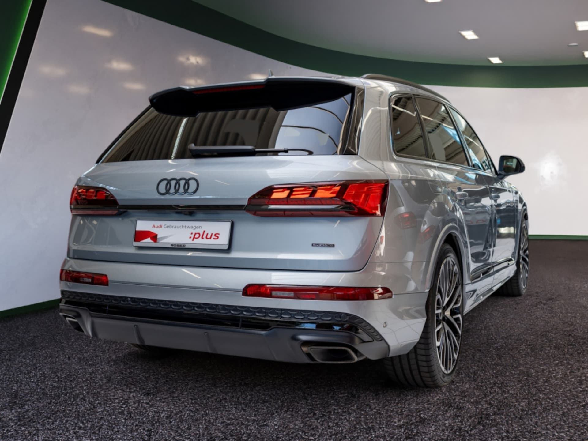 Audi Q7 SUV TFSI e S line