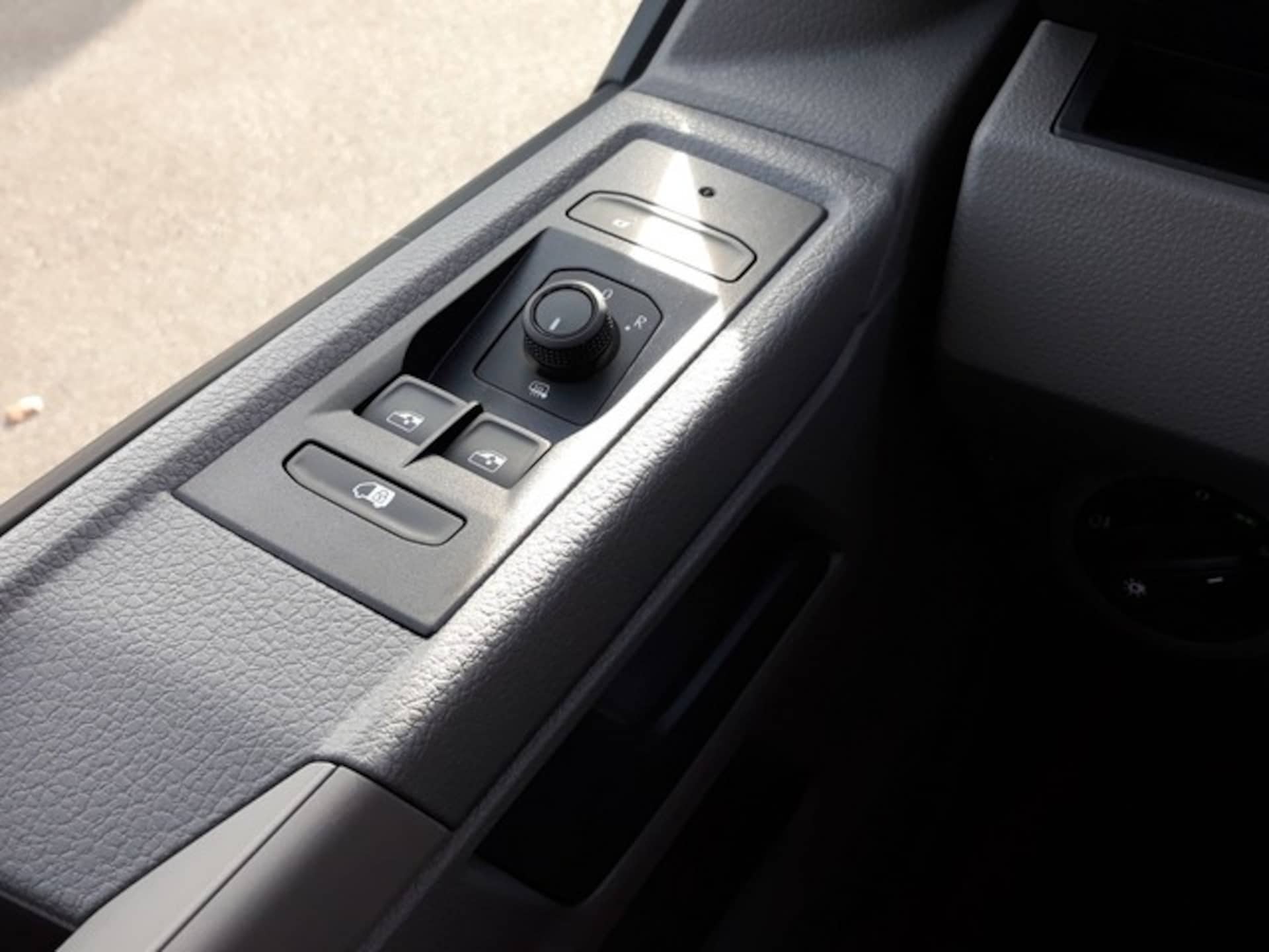 Volkswagen T6.1 Transporter Kasten kurzer Radstand