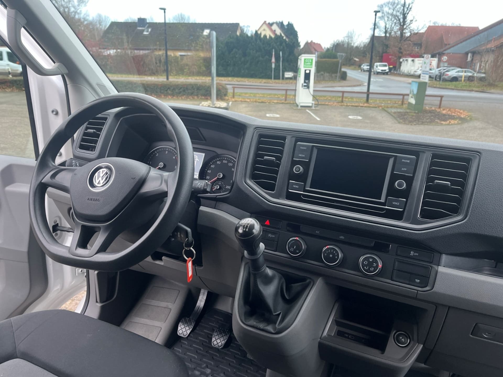 Volkswagen Crafter Kasten mittlerer Radstand