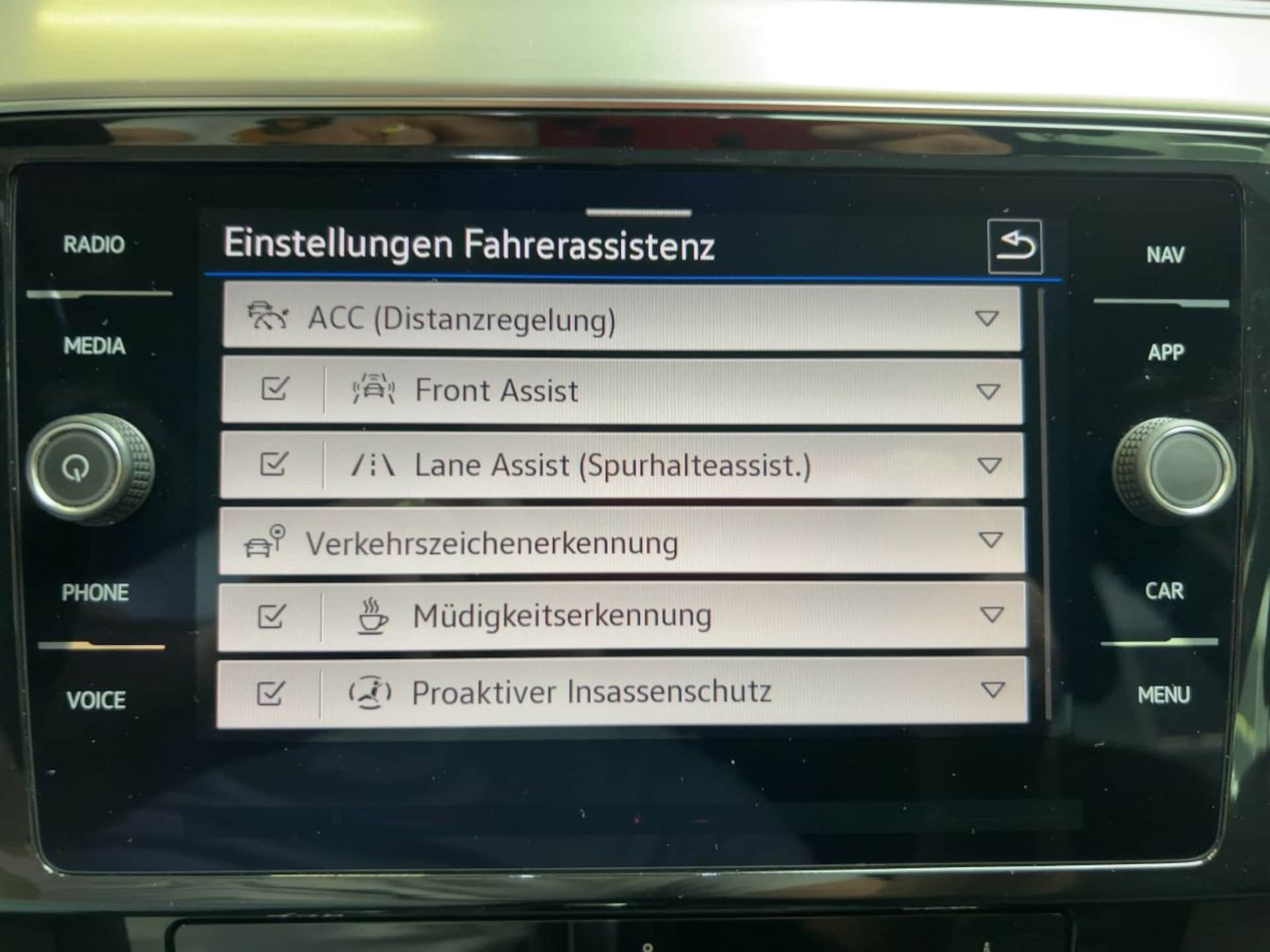 Volkswagen Passat Variant Elegance