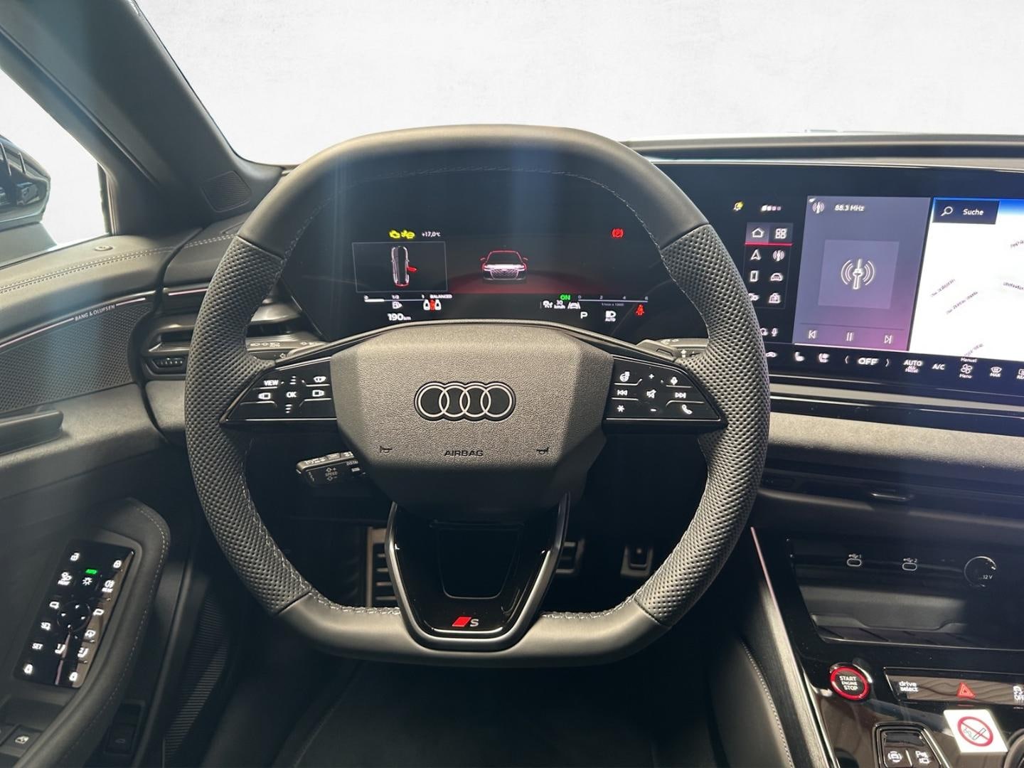 Bild über Audi A6 Avant TDI quattro 150 kW S tronic - für weitere Informationen kontaktieren Sie den Audi Partner