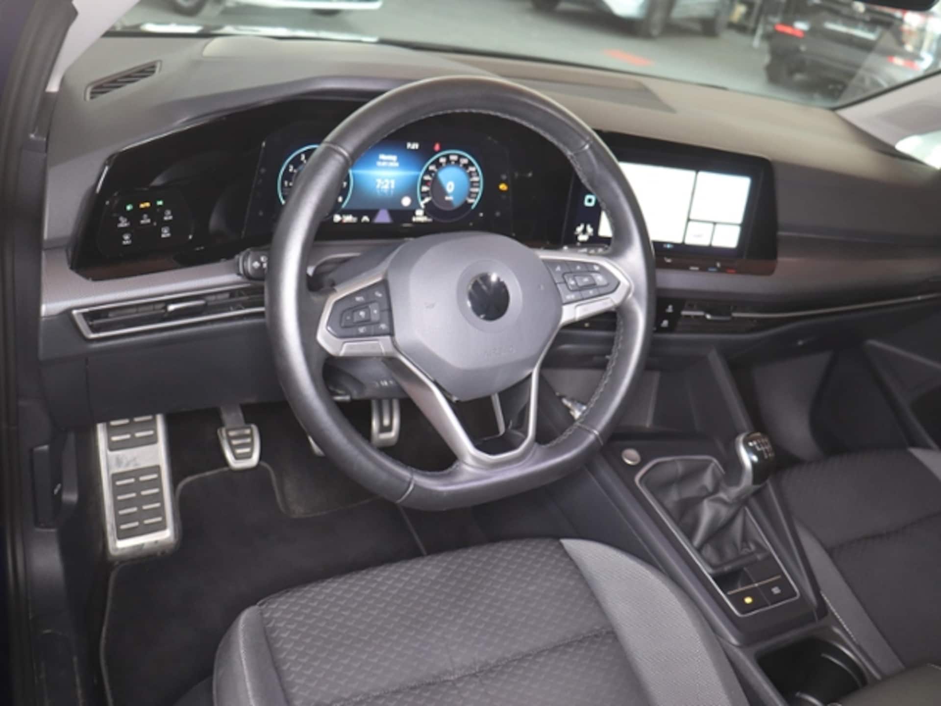 Volkswagen Golf Active