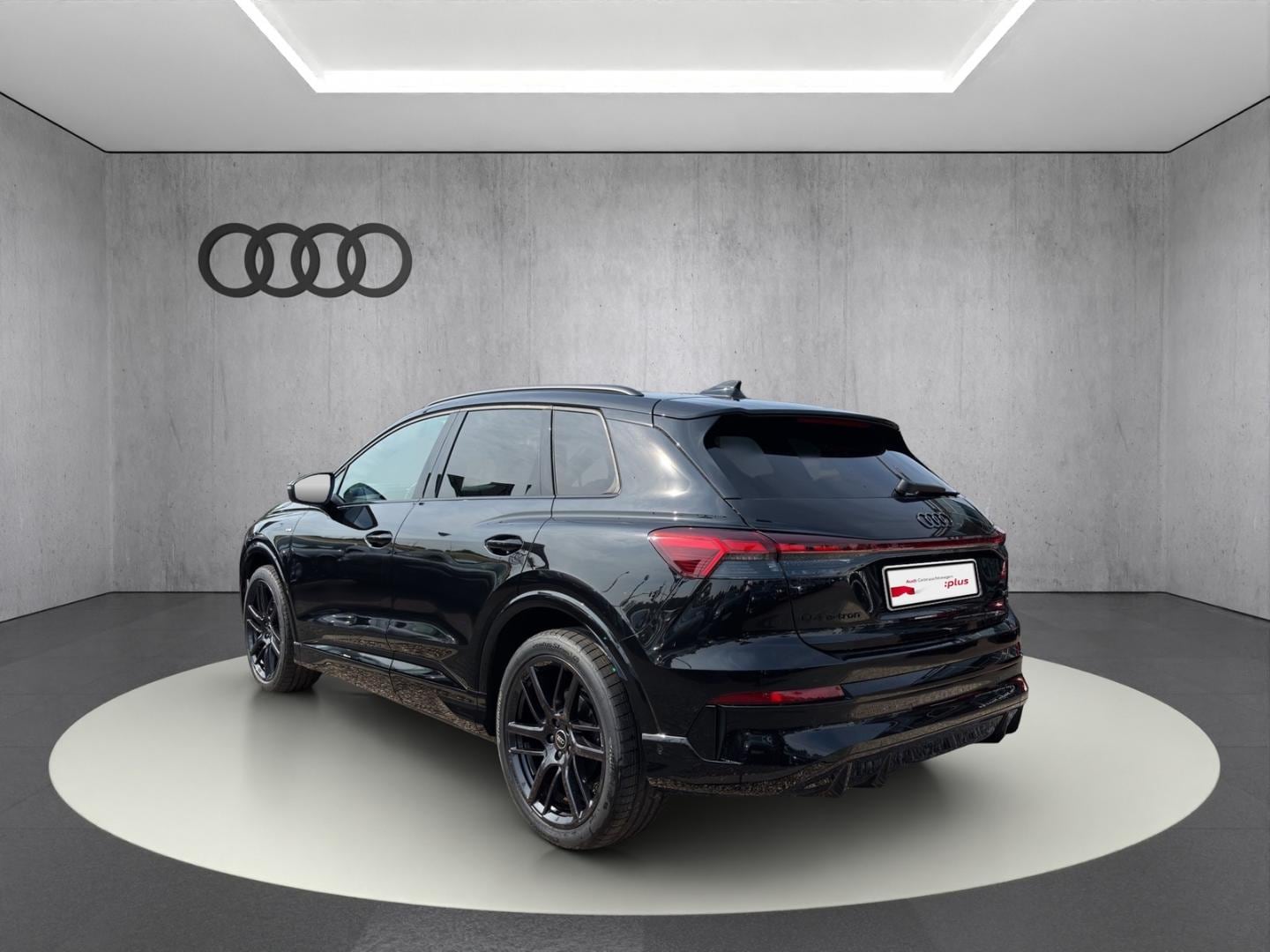 Bild über Audi Q4 SUV e-tron e-tron quattro performance 250 kW - für weitere Informationen kontaktieren Sie den Audi Partner