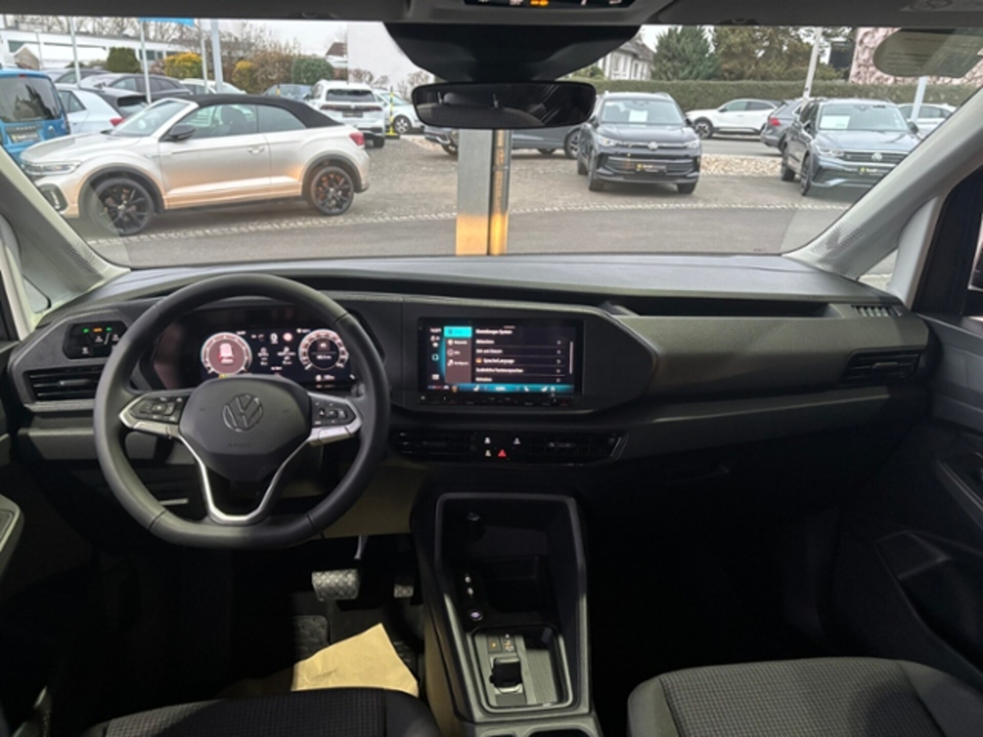 Volkswagen Caddy Maxi Basis-Modell