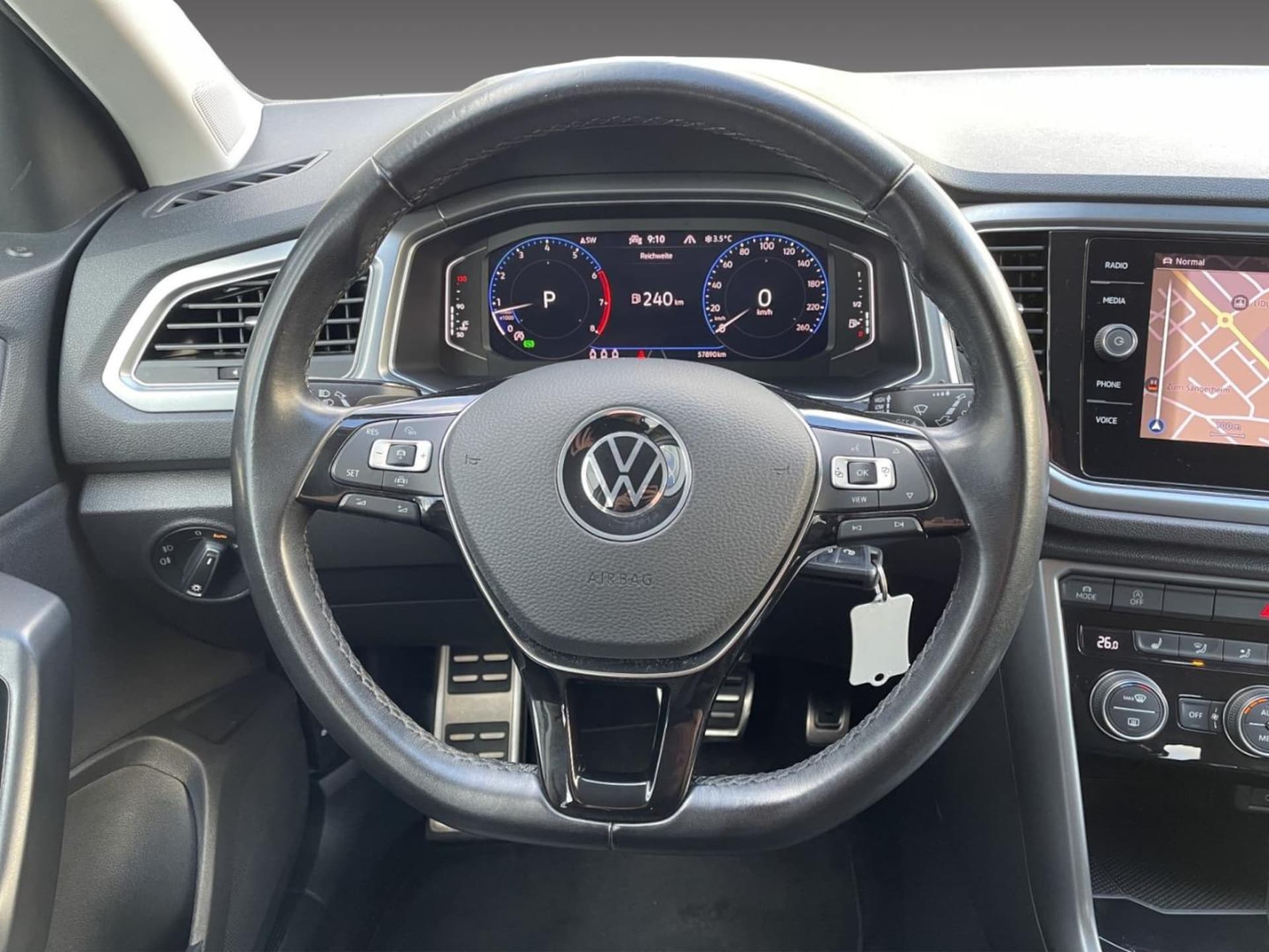 Volkswagen T-Roc Active