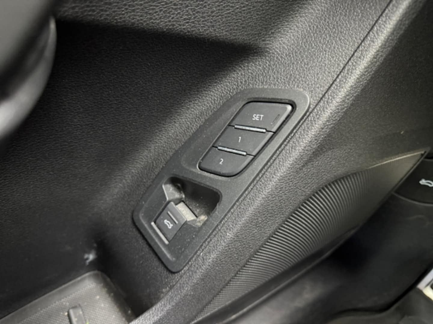 Bild über Audi Q3 S line 35 TFSI S tronic - für weitere Informationen kontaktieren Sie den Audi Partner