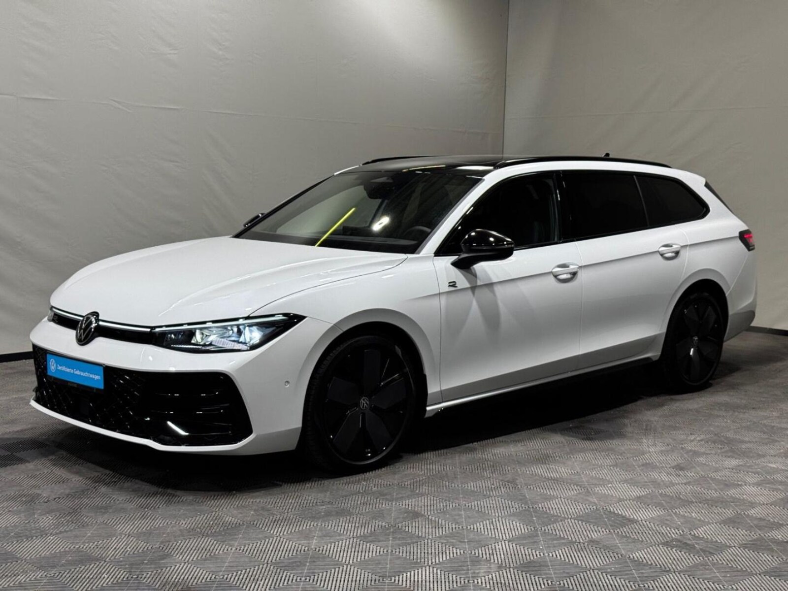 Volkswagen Passat – Bild 2