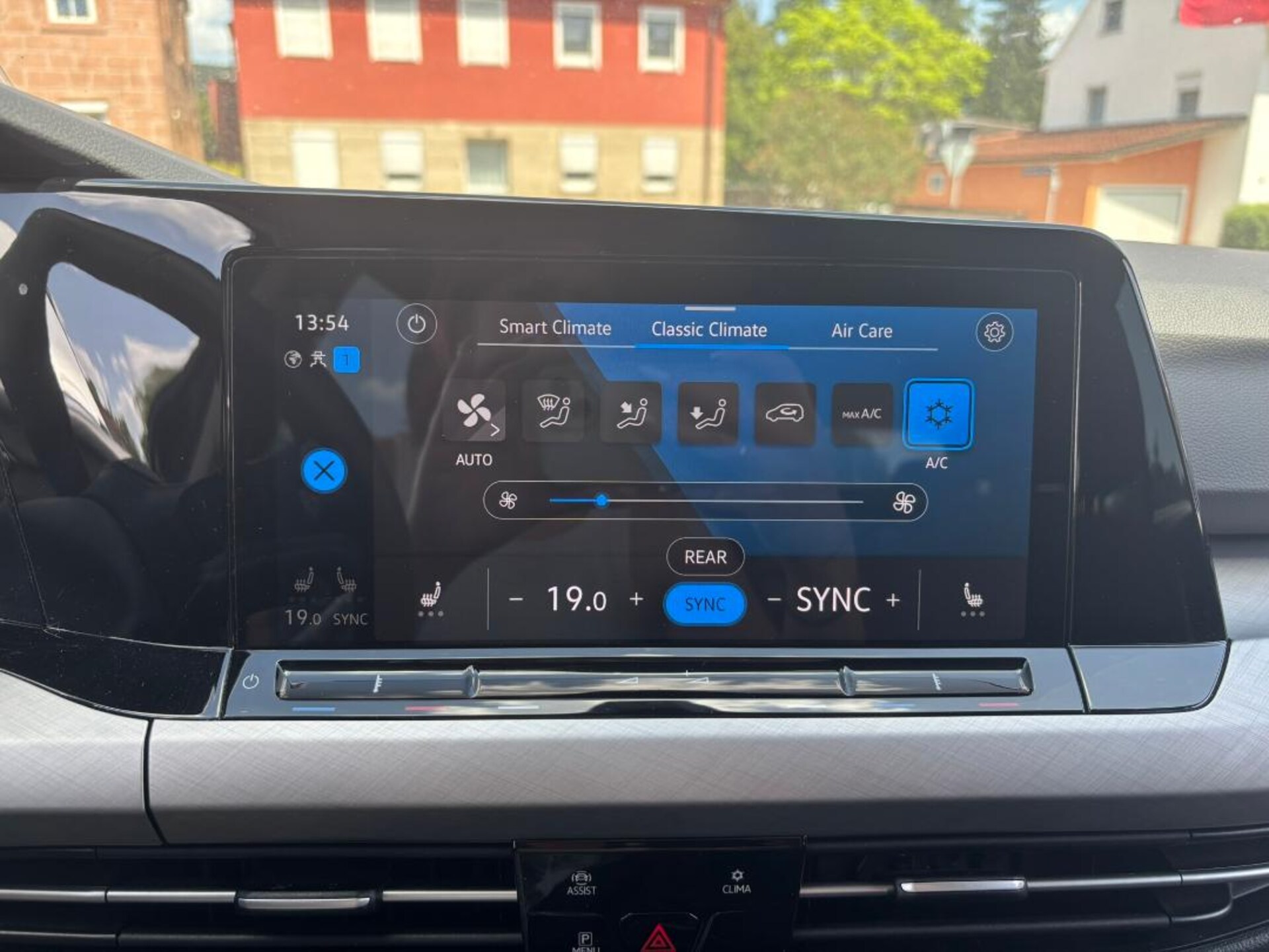 Volkswagen Golf Variant Life