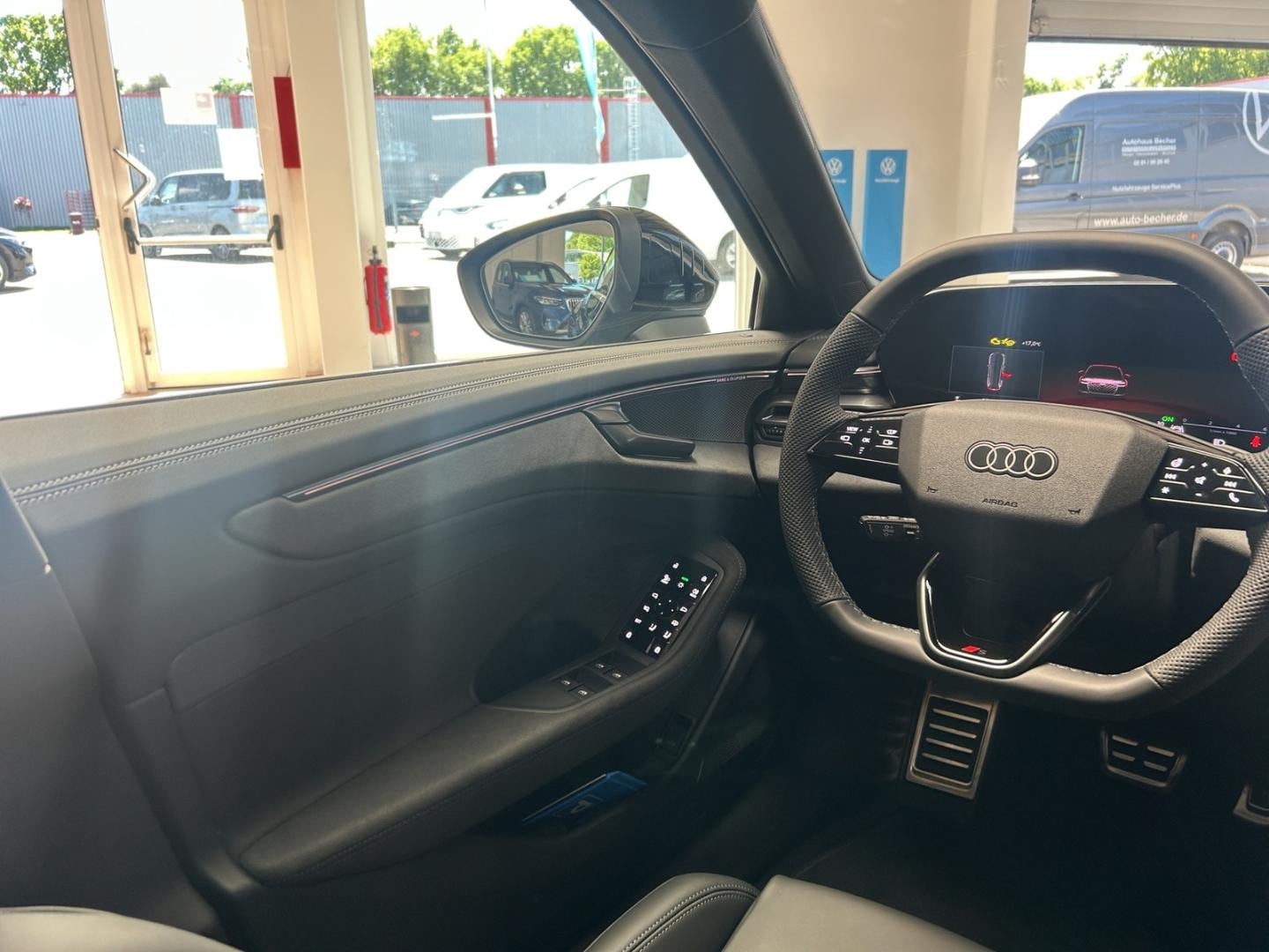 Bild über Audi A6 Avant TDI quattro 150 kW S tronic - für weitere Informationen kontaktieren Sie den Audi Partner