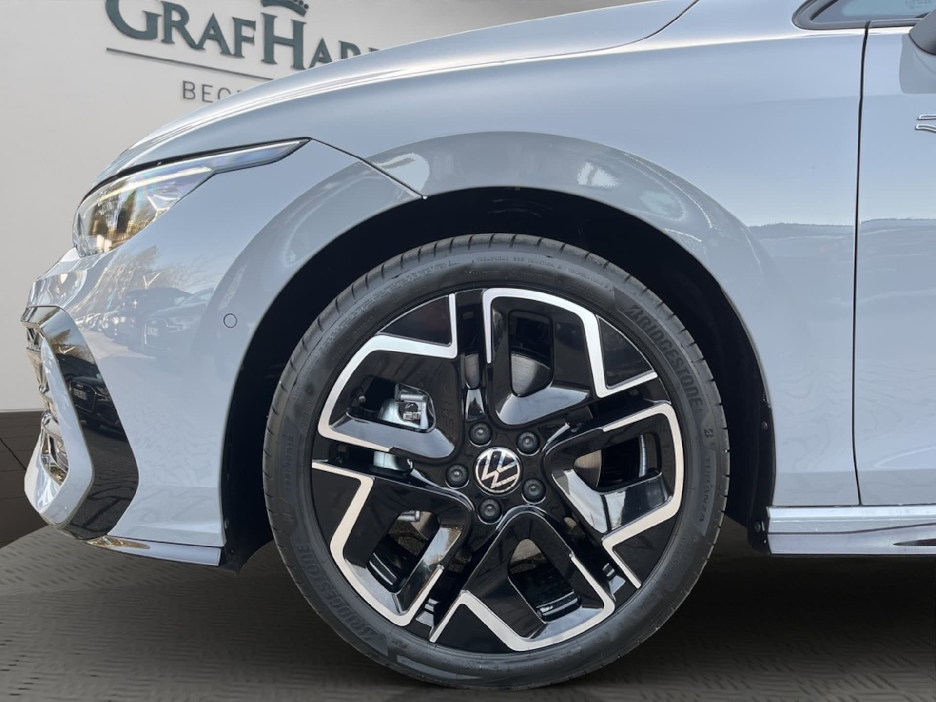Volkswagen Golf Variant R-Line