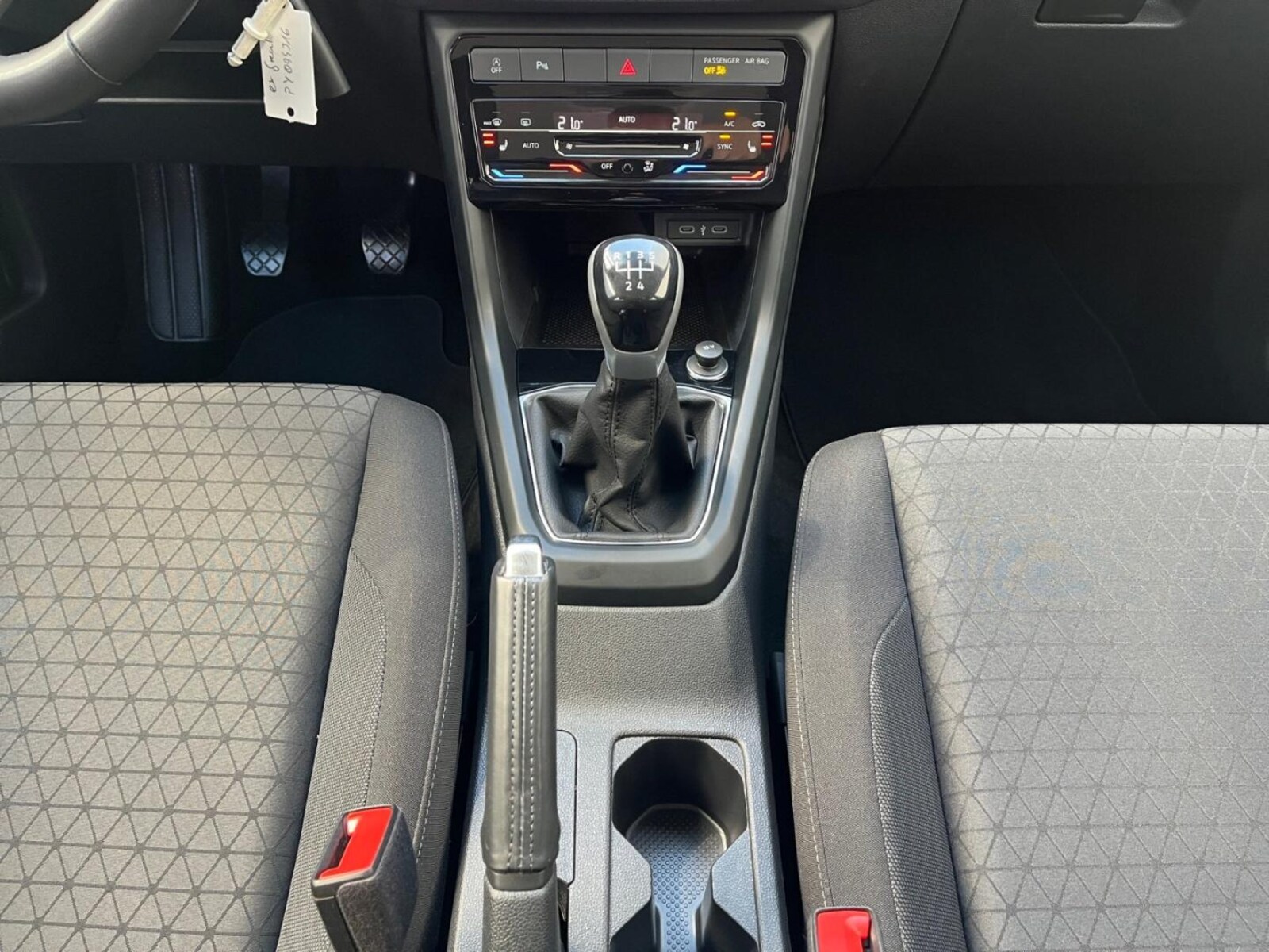 Volkswagen T-Cross – Bild 9
