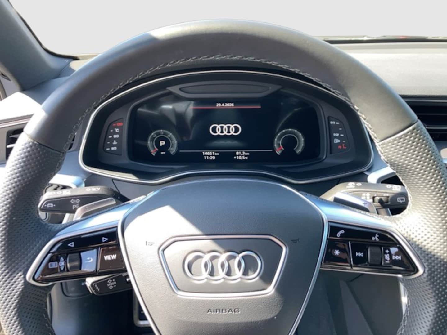 Bild über Audi A6 Avant S line 40 TDI quattro S tronic - für weitere Informationen kontaktieren Sie den Audi Partner