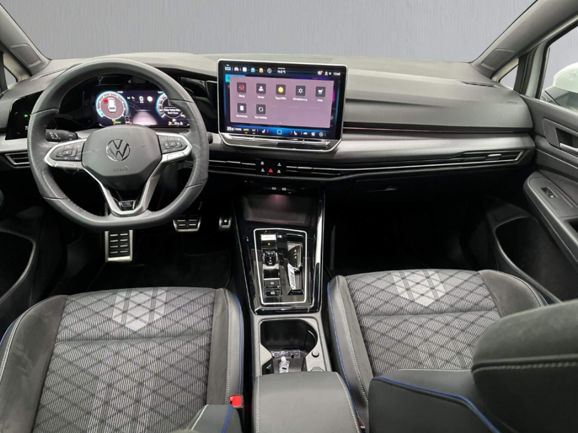 Volkswagen Golf Variant R-Line