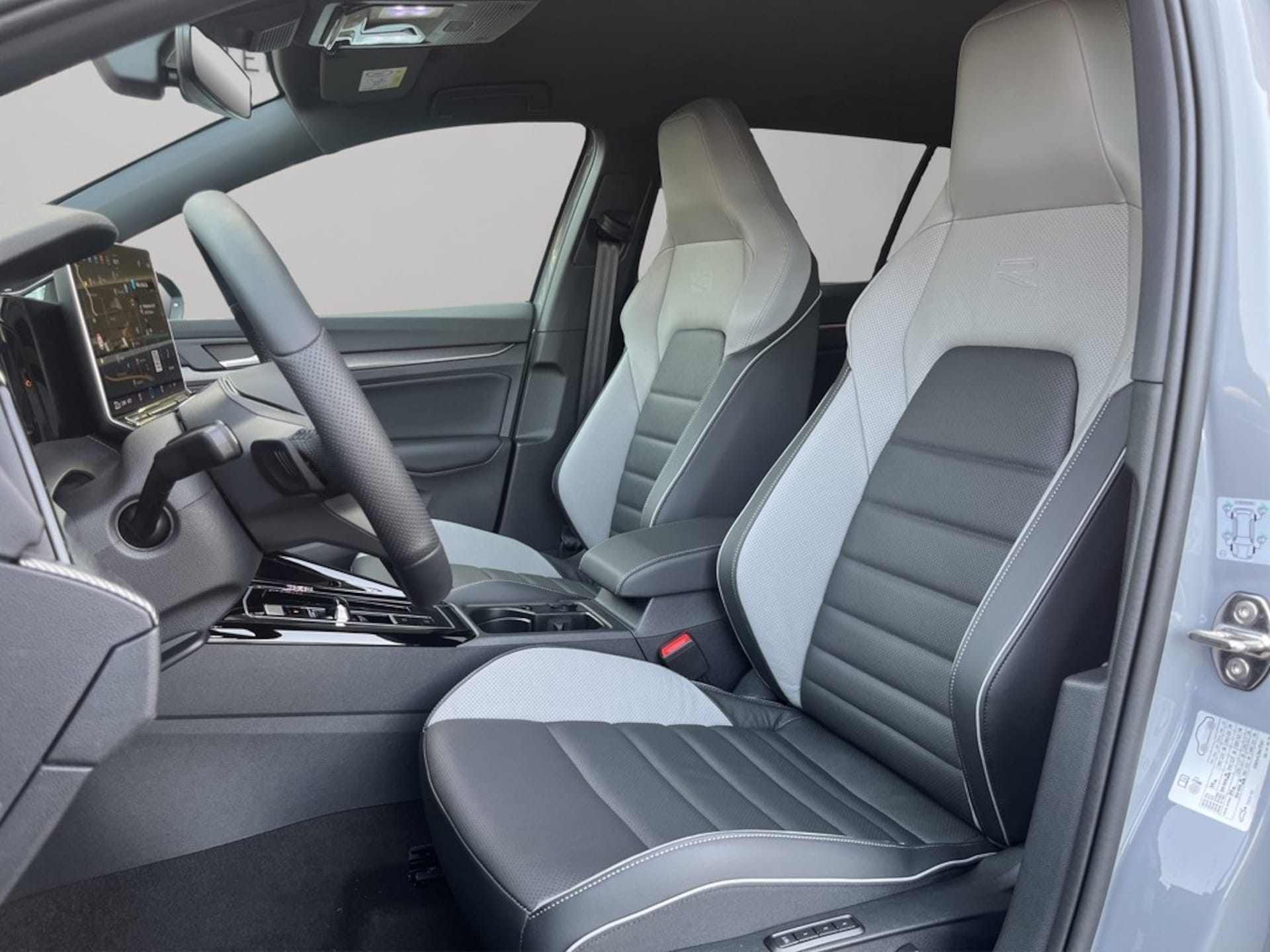 Volkswagen Golf Variant R-Line