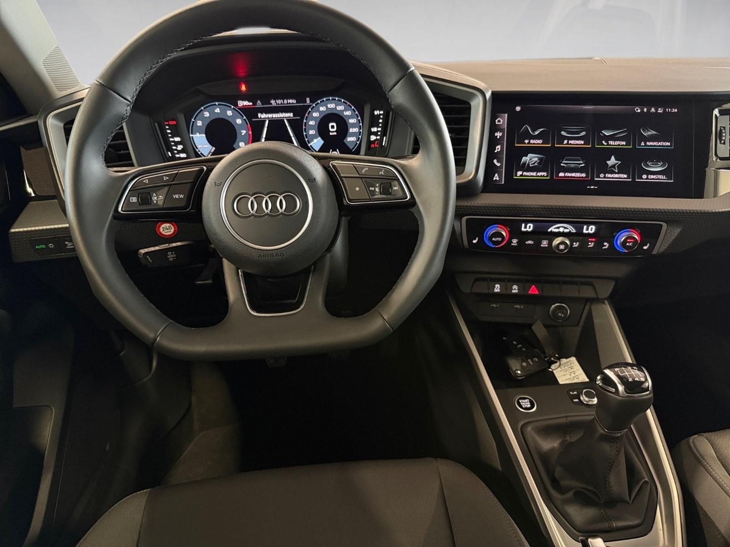 Bild über Audi A1 Sportback advanced 30 TFSI Schaltgetriebe - für weitere Informationen kontaktieren Sie den Audi Partner