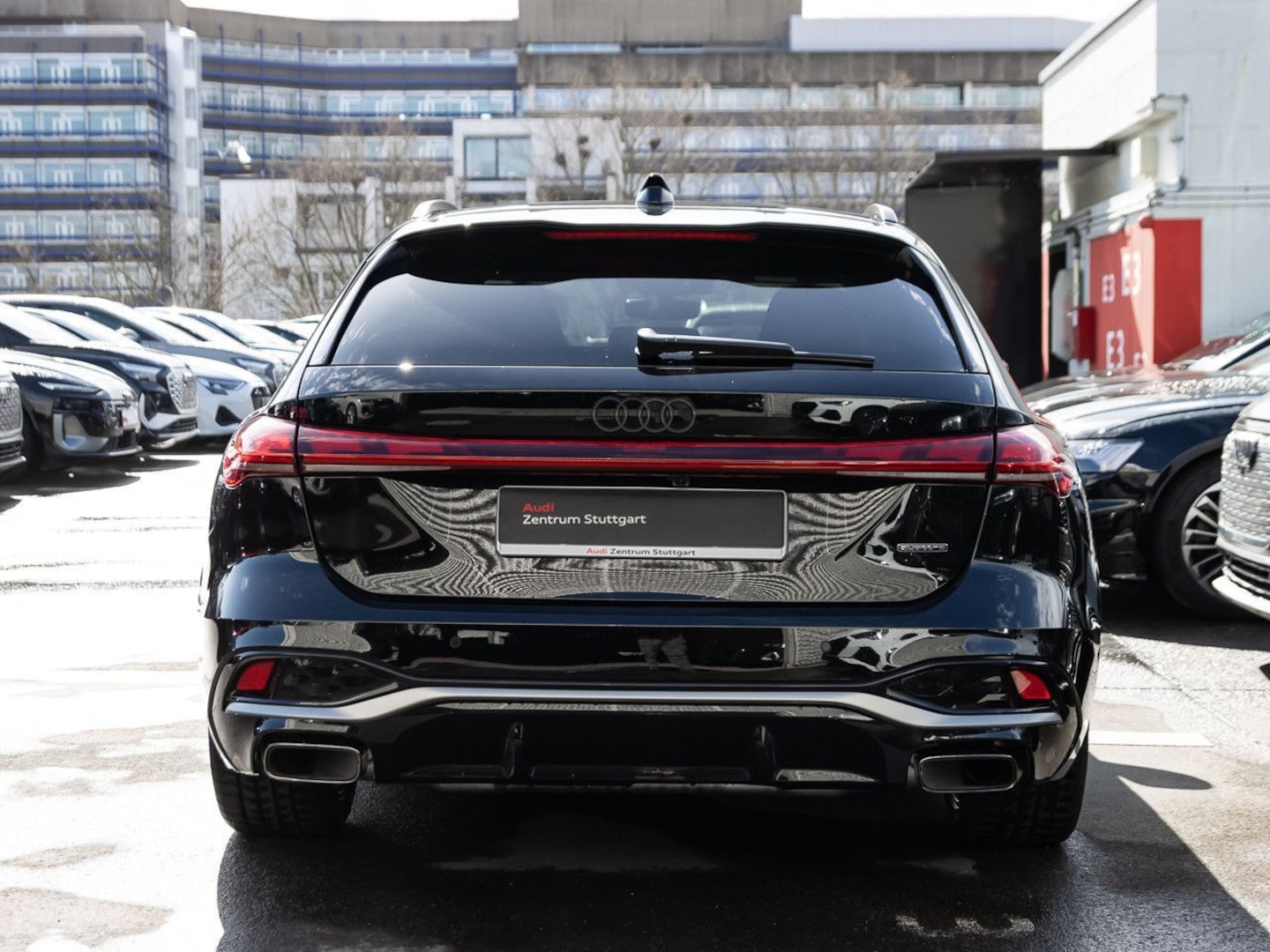 Bild über Audi A5 Avant TFSI quattro S tronic - für weitere Informationen kontaktieren Sie den Audi Partner