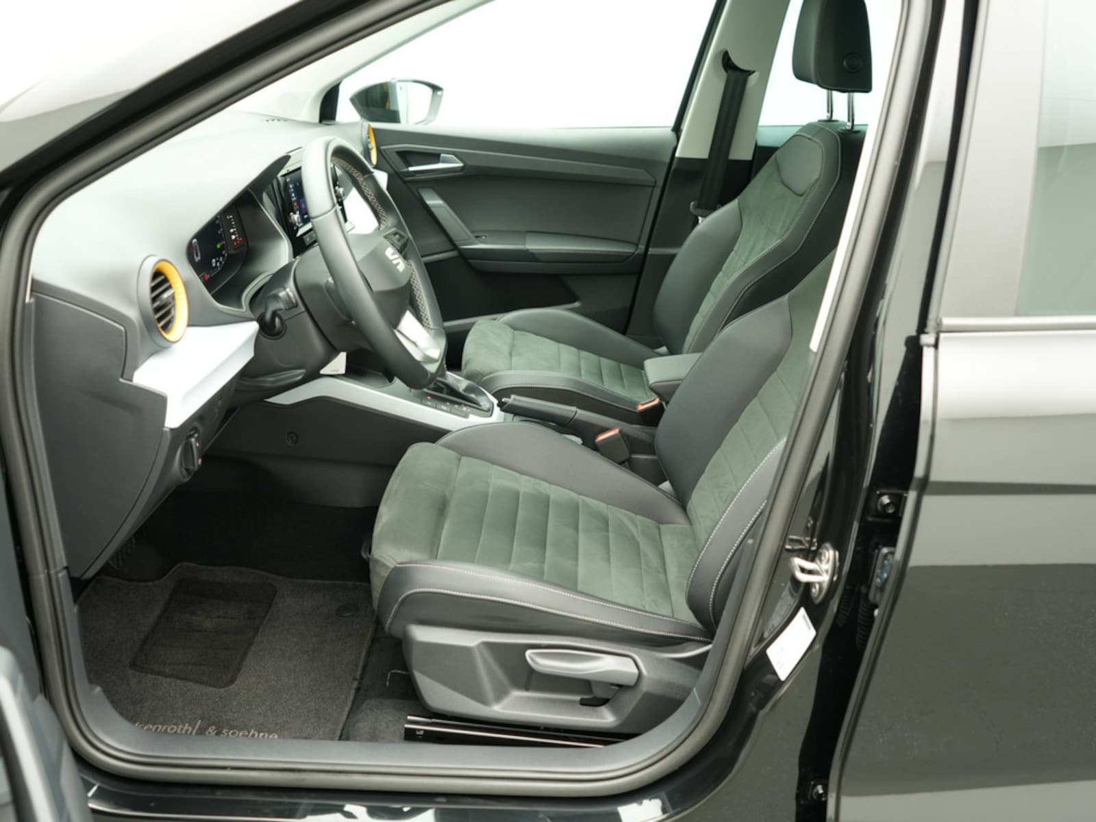 SEAT Arona – Bild 14