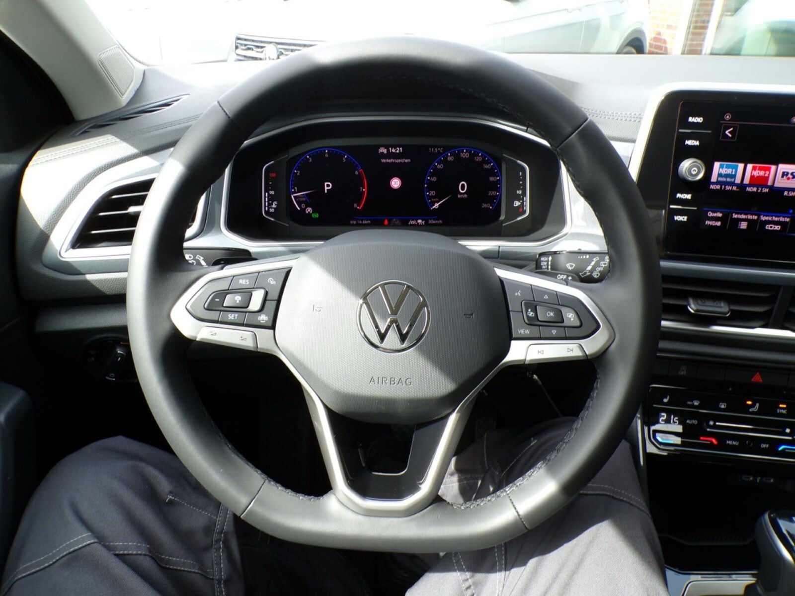Volkswagen T-Roc – Bild 12