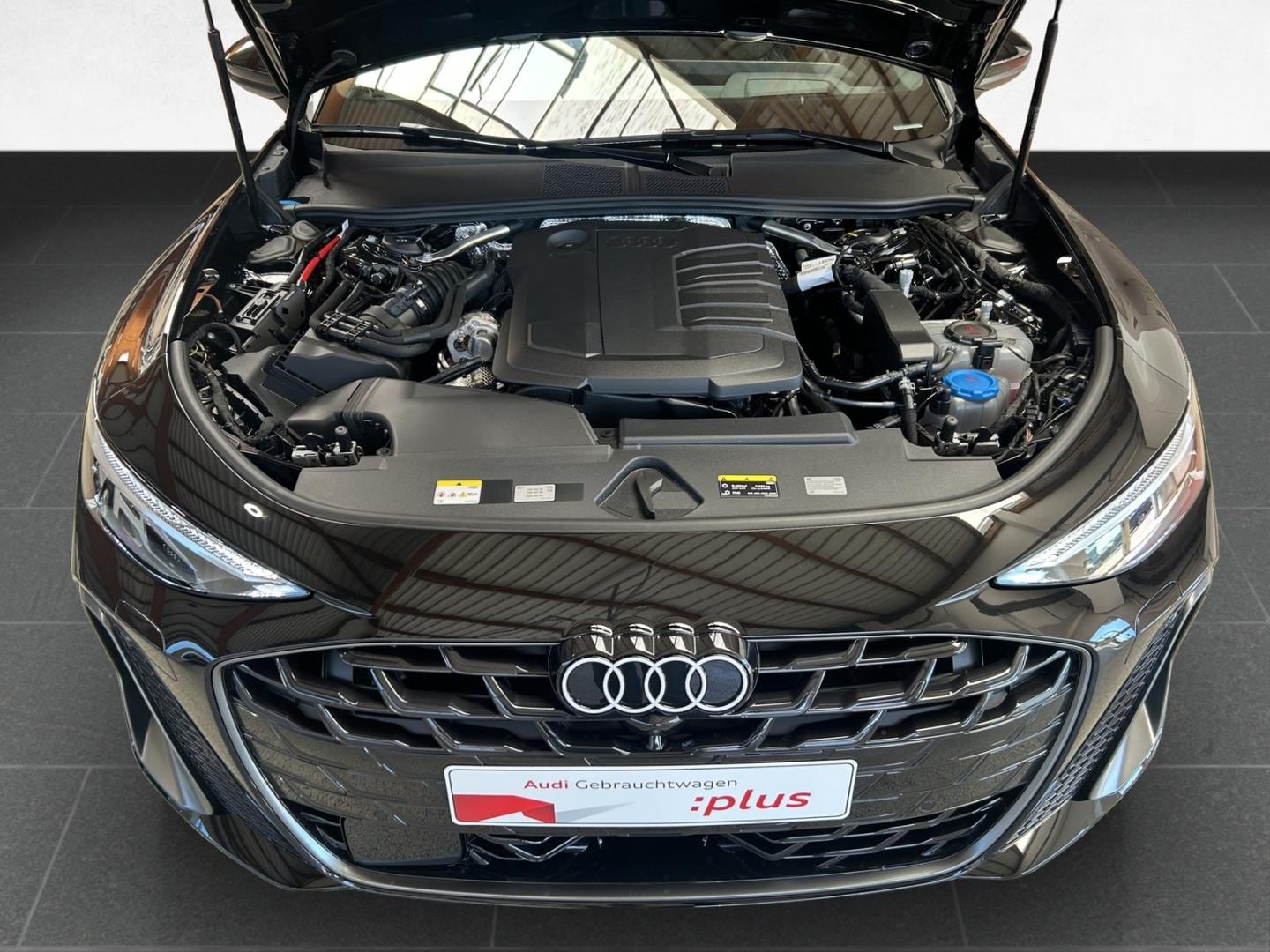 Bild über Audi A6 Avant TDI quattro 150 kW S tronic - für weitere Informationen kontaktieren Sie den Audi Partner