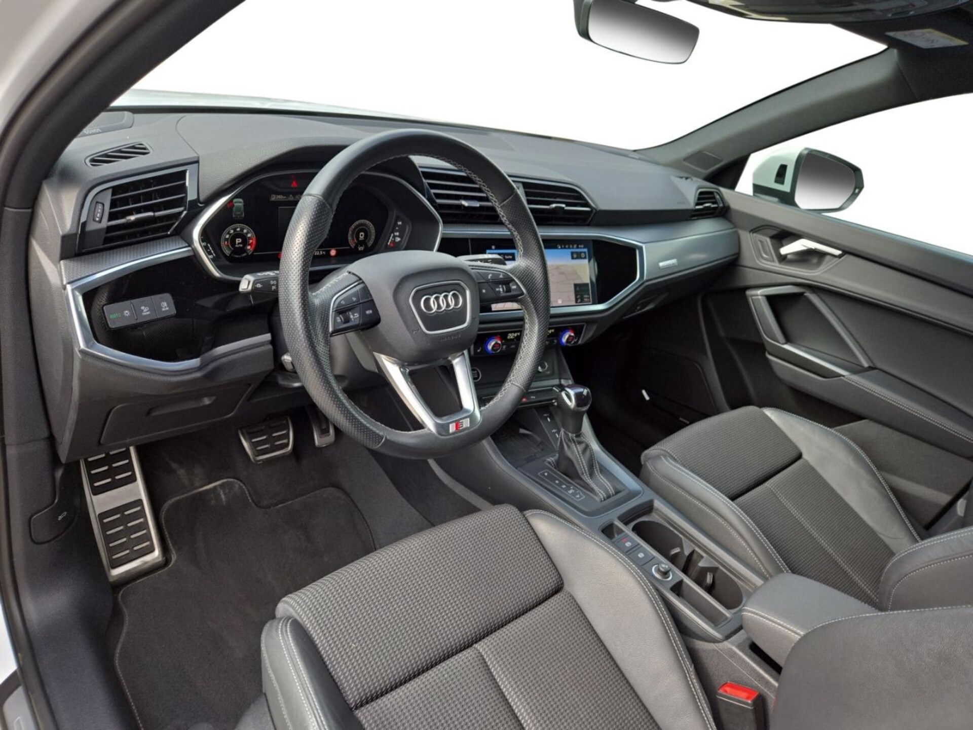 Audi Q3 SUV S line
