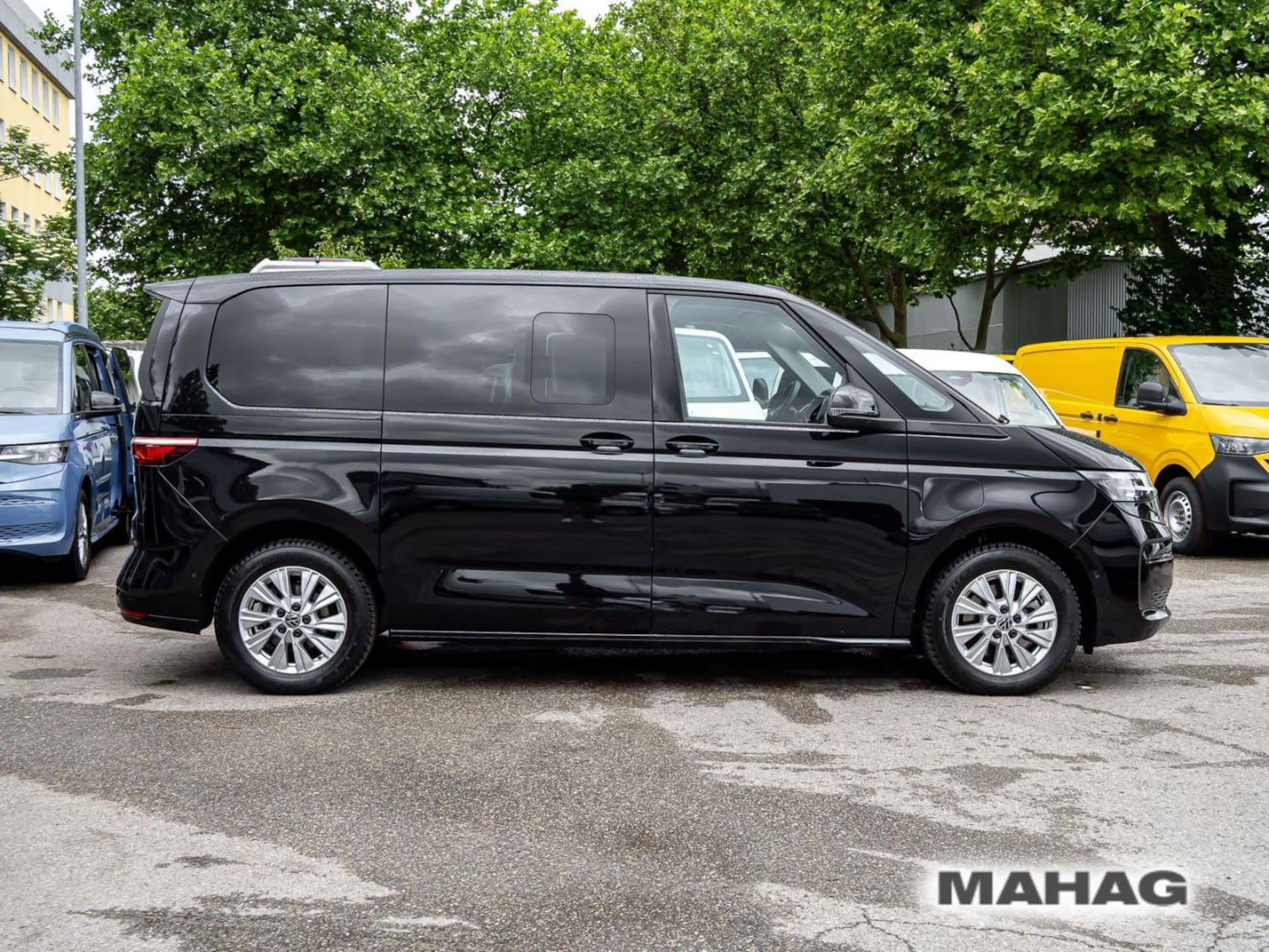 Volkswagen Multivan Basis-Modell