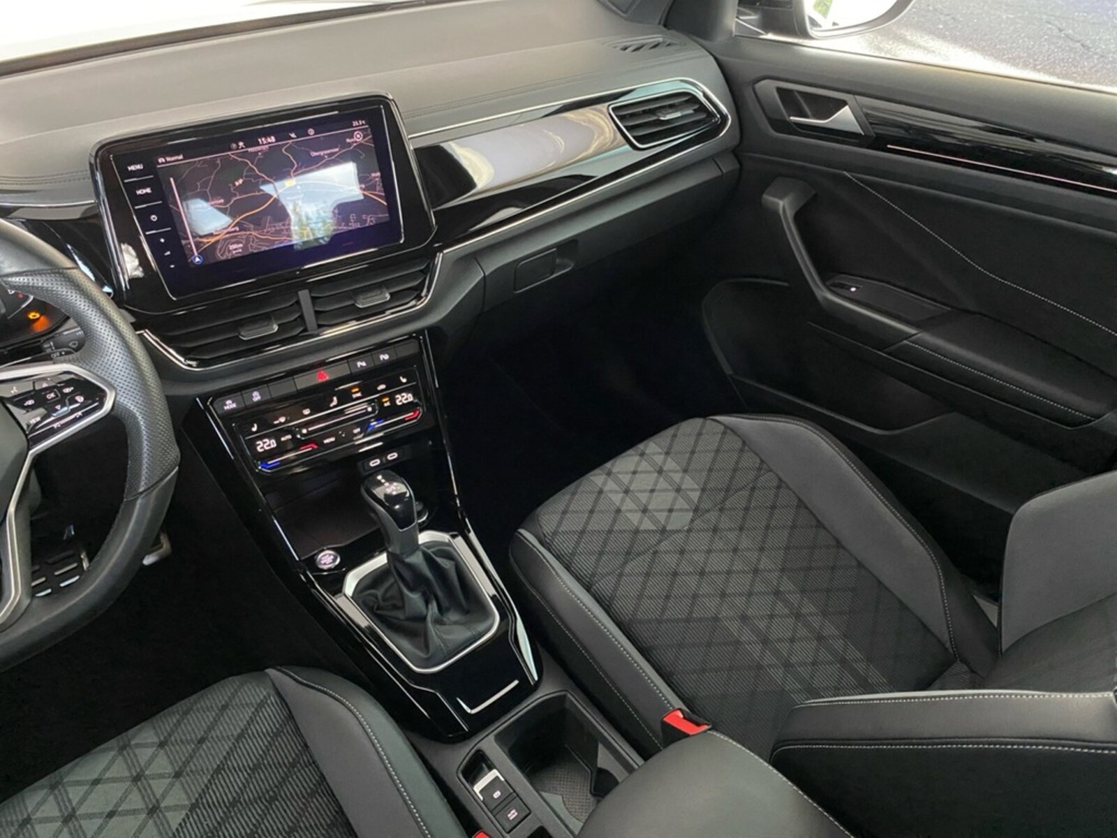 Volkswagen T-Roc – Bild 10
