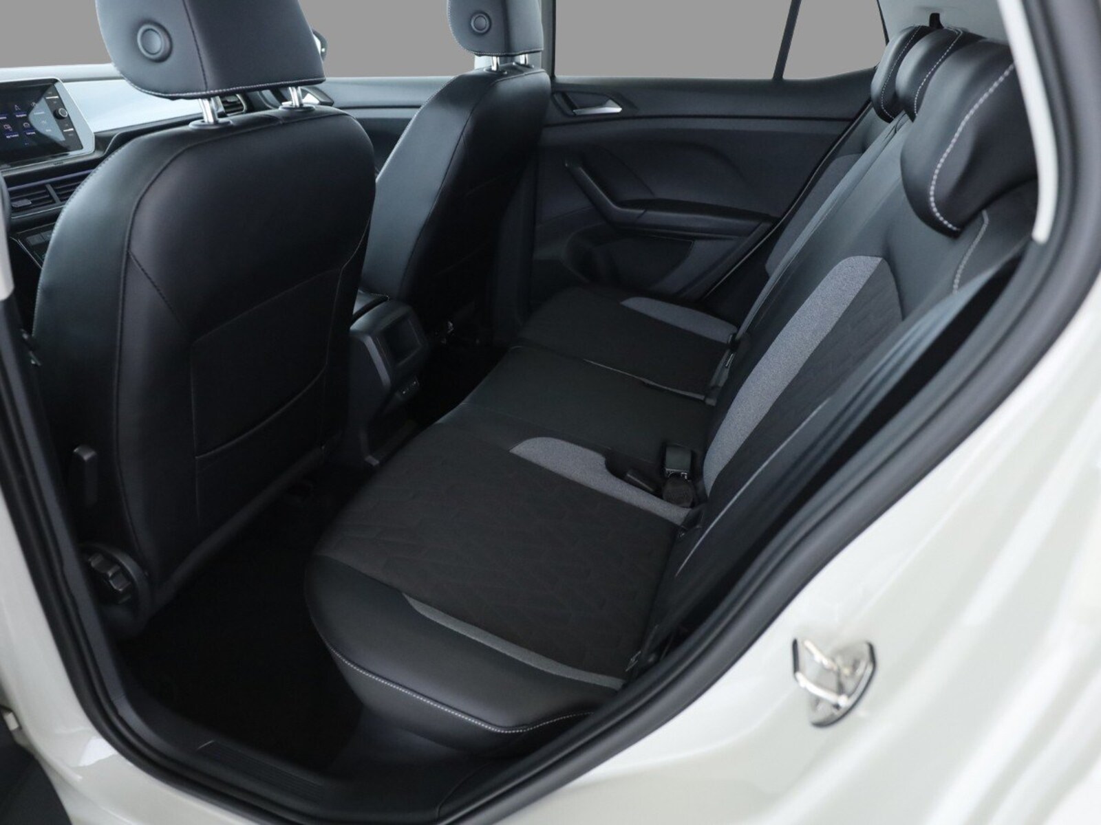 Volkswagen T-Cross – Bild 9