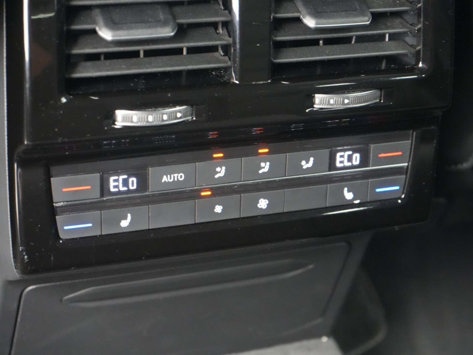 Volkswagen Touareg – Bild 20