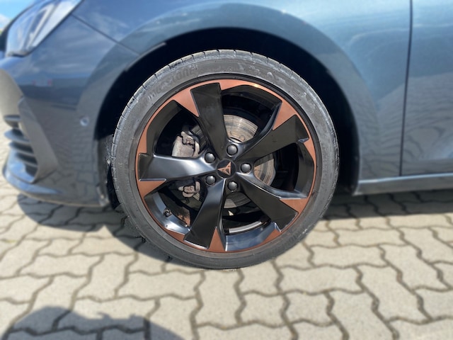 Bild des Autos 15