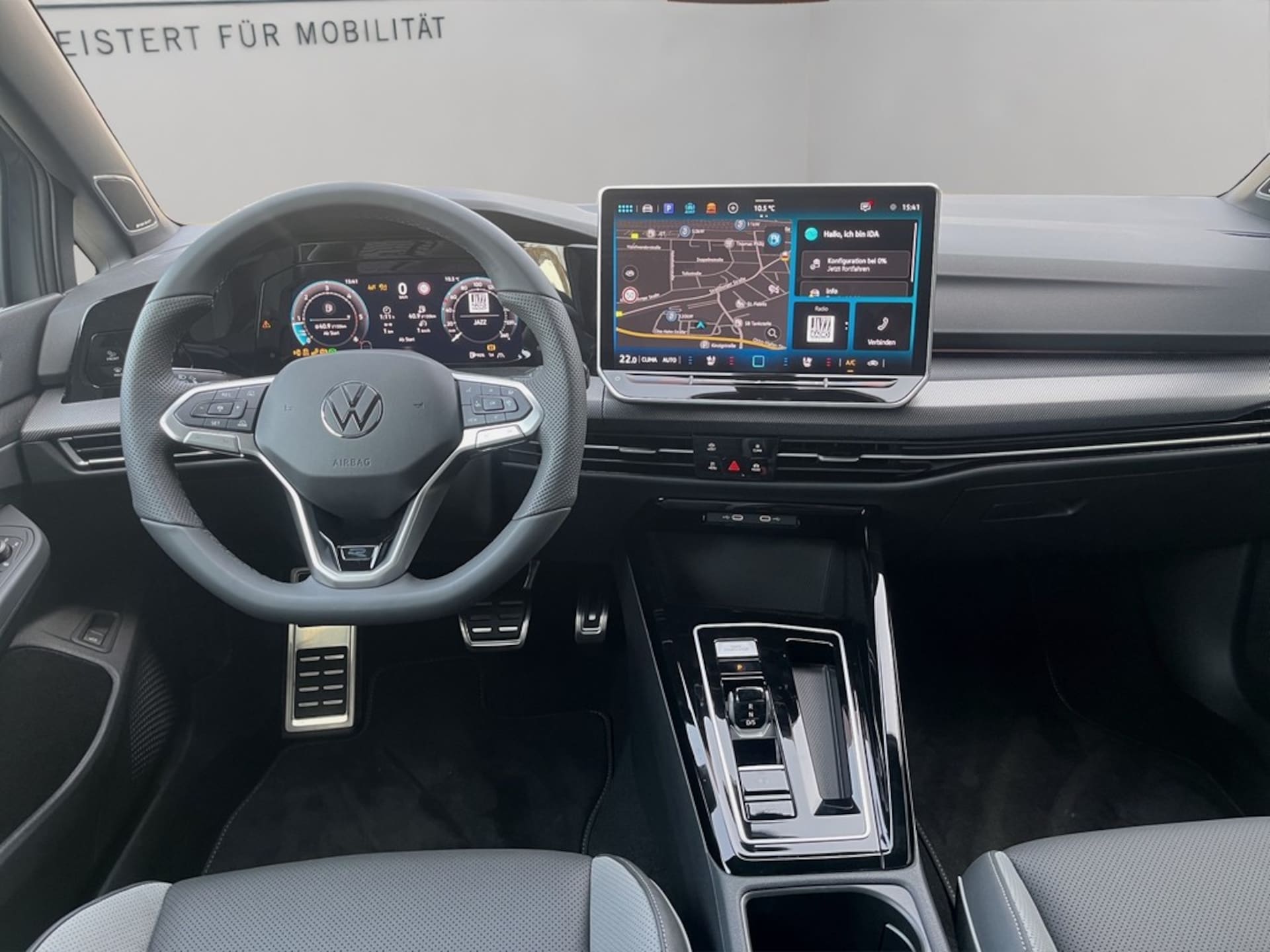Volkswagen Golf Variant R-Line