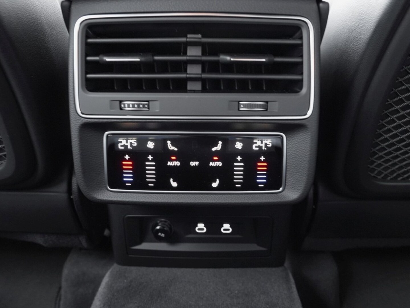 Bild über Audi Q7 SUV S line business TDI quattro 210 kW tiptronic - für weitere Informationen kontaktieren Sie den Audi Partner