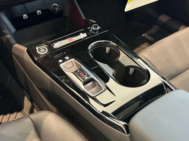 2025 Audi A6 Sportback e-tron Premium Plus - Photo 32
