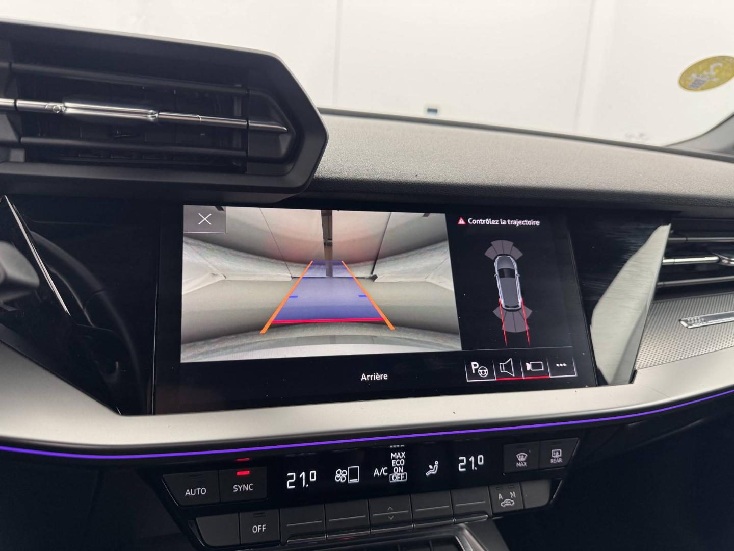 Image about Audi A3 Sportback Design Luxe 35 TDI 110 kW (150 ch) S tronic