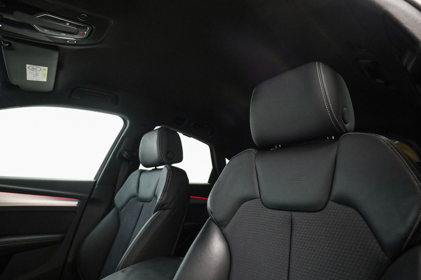 Bild über Audi Q5 Sportback 40 TFSI quattro S tronic - für weitere Informationen kontaktieren Sie den Audi Partner