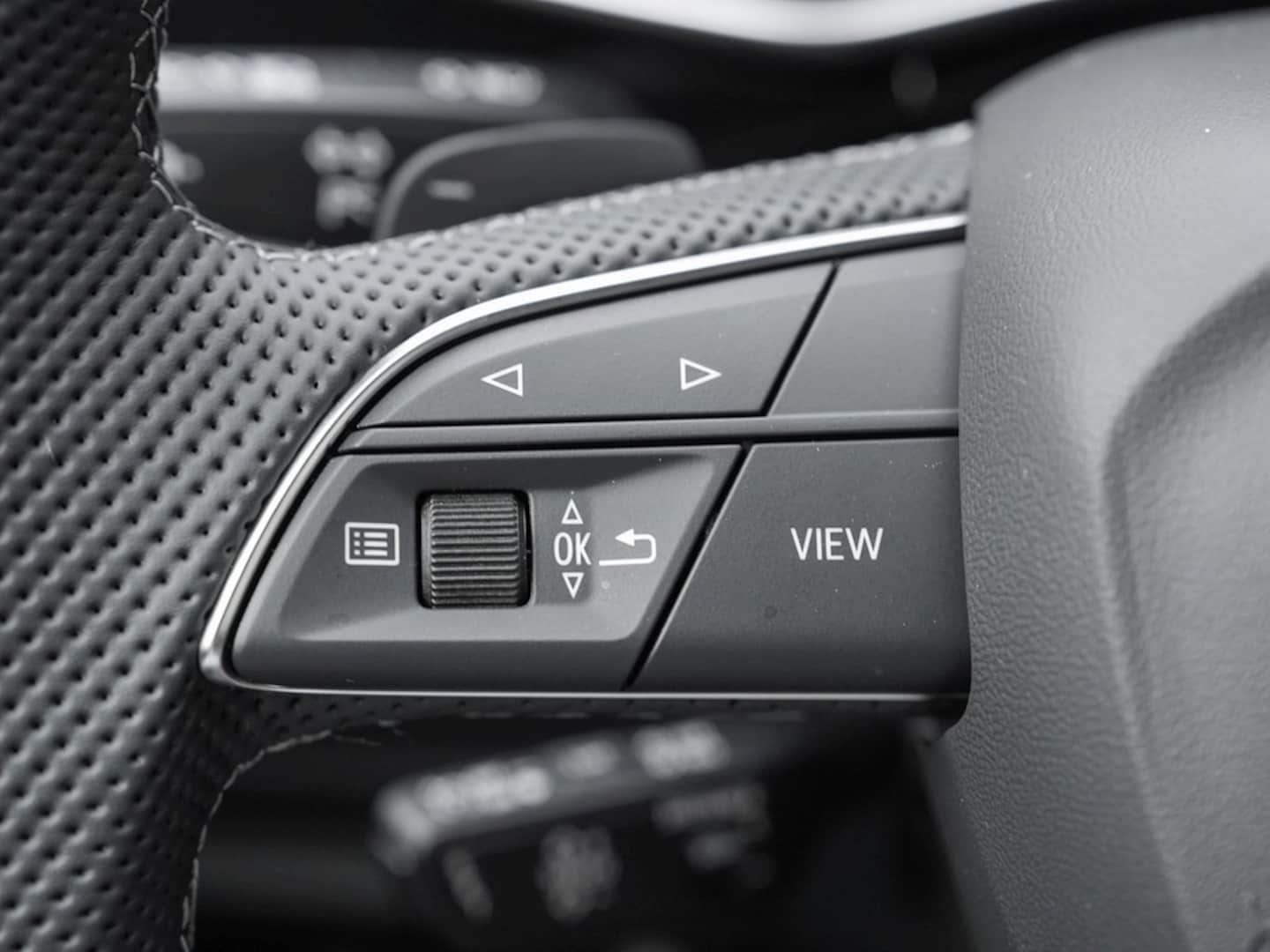 Bild über Audi Q7 SUV S line business TDI quattro 210 kW tiptronic - für weitere Informationen kontaktieren Sie den Audi Partner