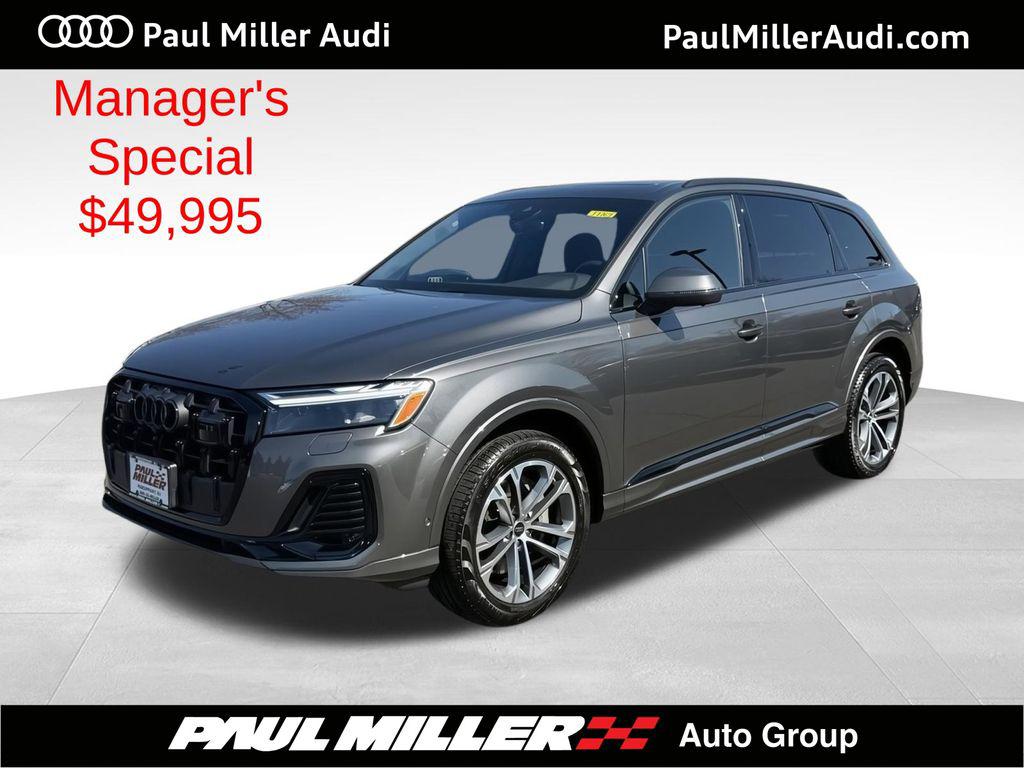 2025 Audi Q7 45 Premium quattro Tiptronic's photo