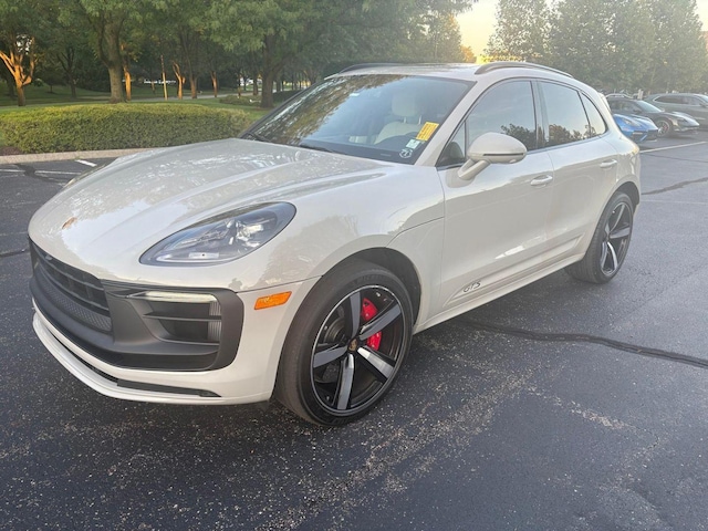 2022 Porsche Macan