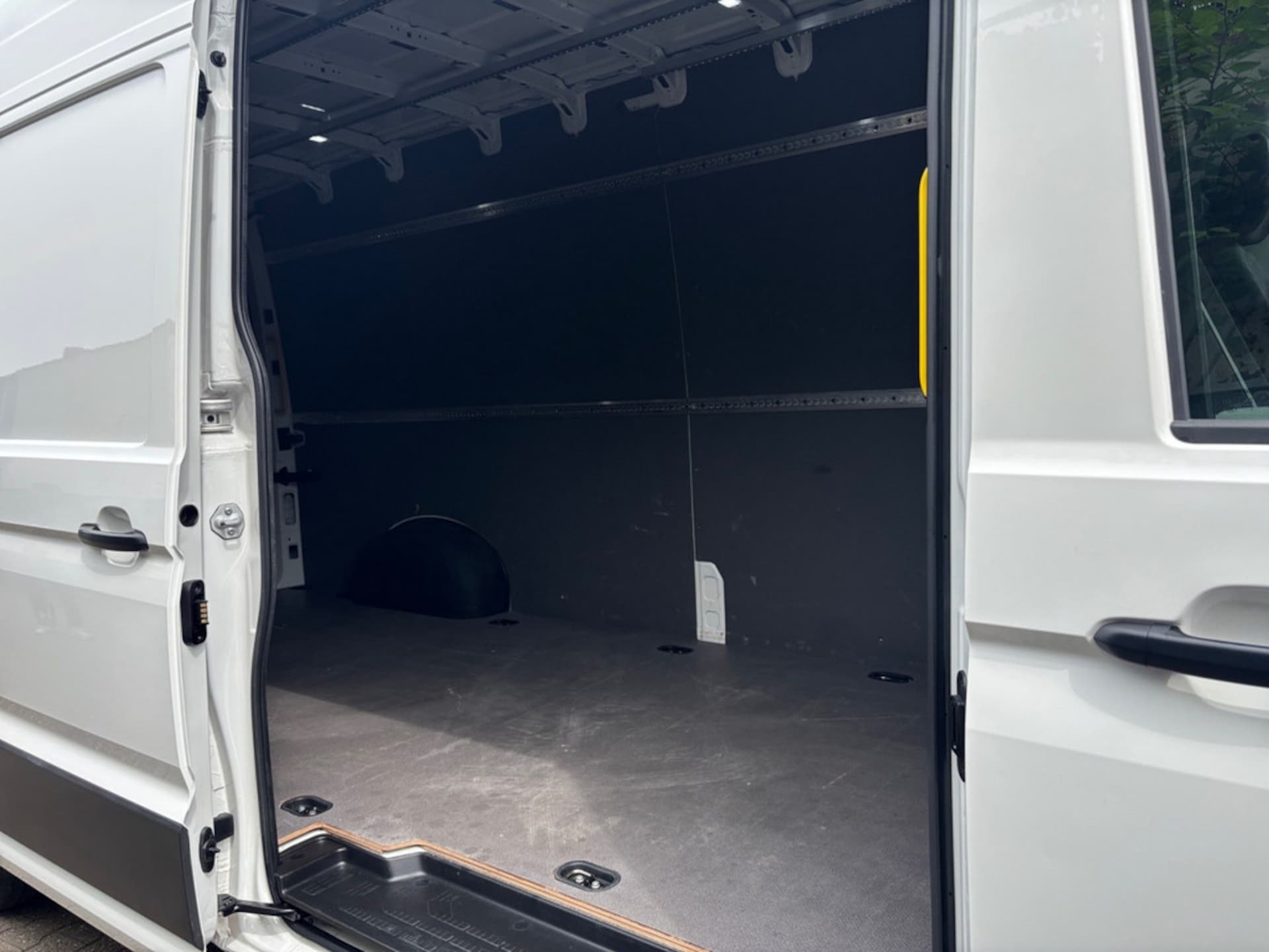 Volkswagen Crafter Kasten langer Radstand