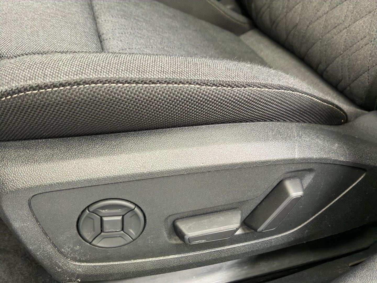 Bild über Audi A5 Avant TFSI quattro S tronic - für weitere Informationen kontaktieren Sie den Audi Partner