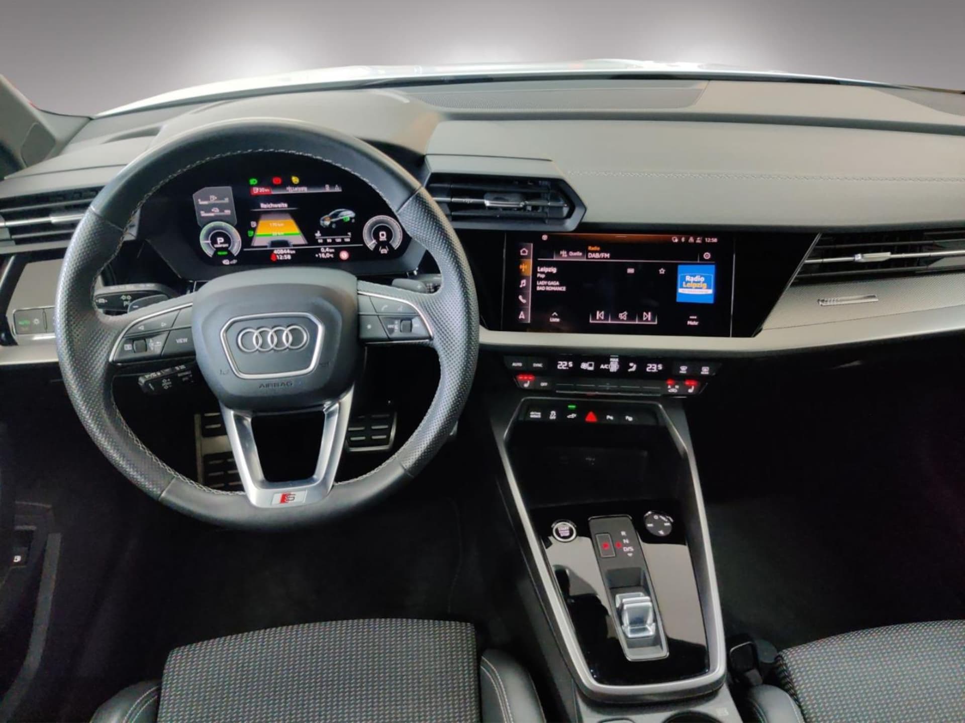Audi A3 Sportback TFSI e S line