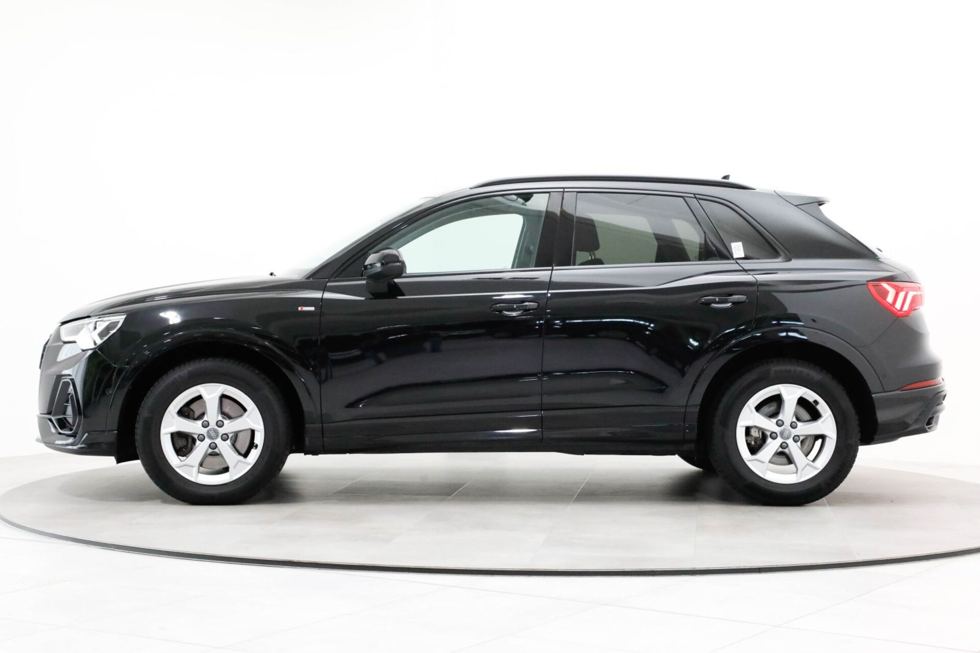 Audi Q3 SUV S line