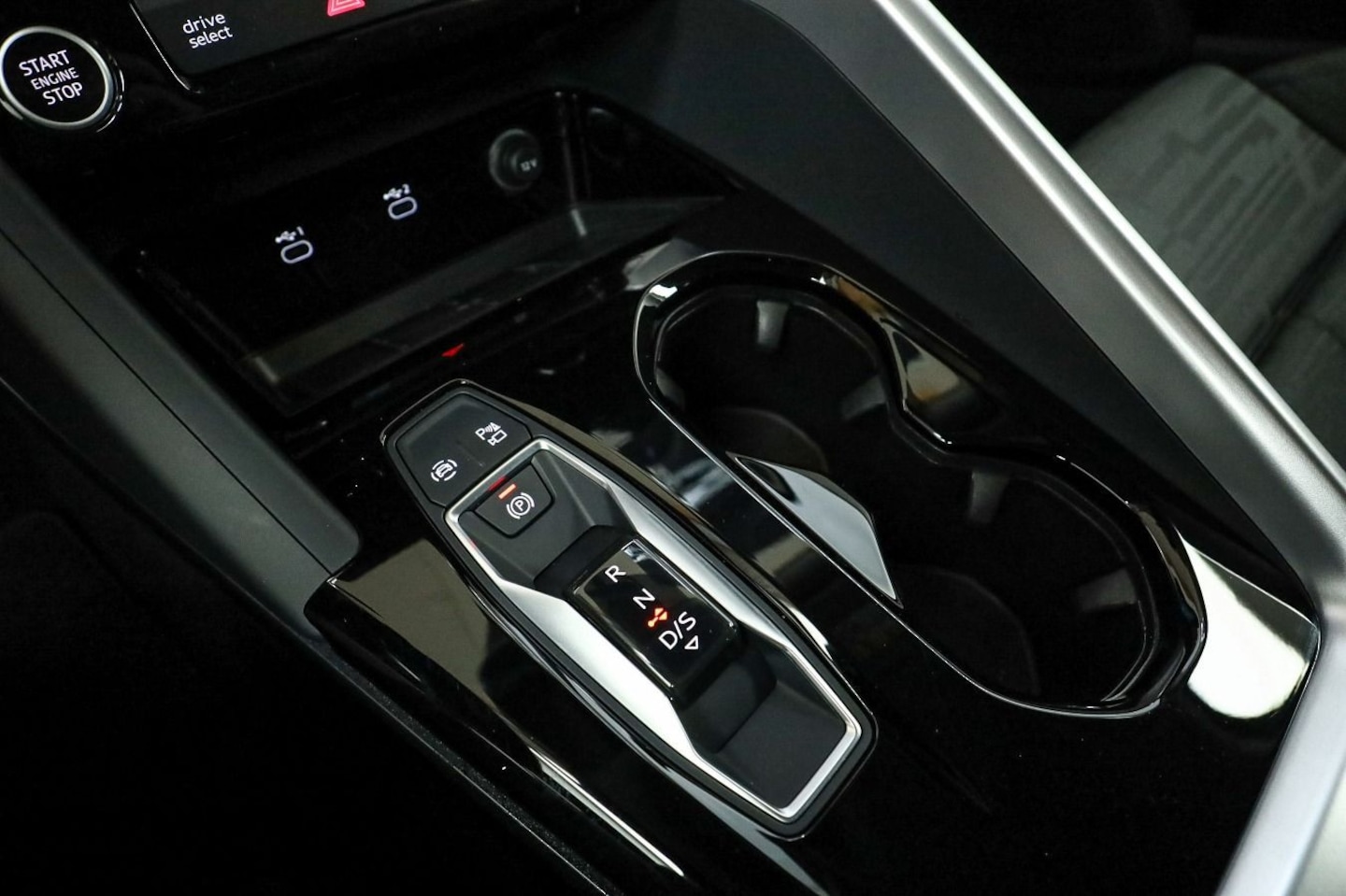 Bild über Audi Q5 Sportback TFSI quattro 150 kW S tronic - für weitere Informationen kontaktieren Sie den Audi Partner