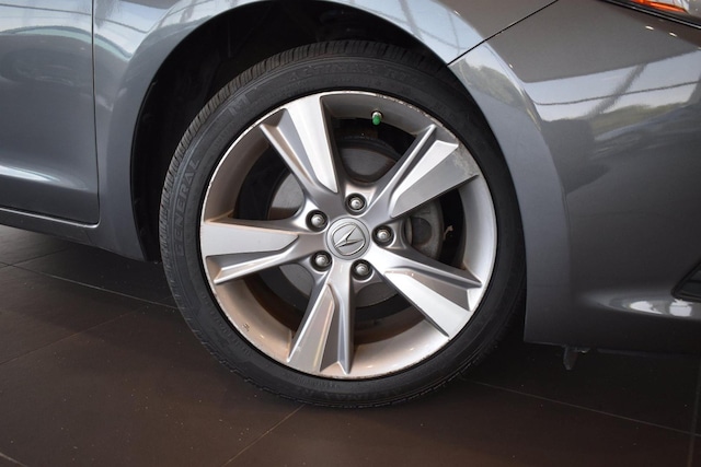 2013 Acura ILX