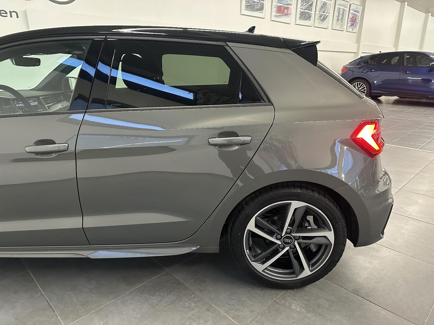 Image about Audi A1 Sportback S line plus 30 TFSI 85 kW (116 ch) S tronic