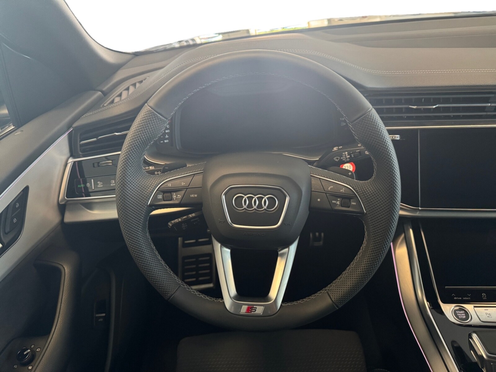 Audi Q8 – Bild 11