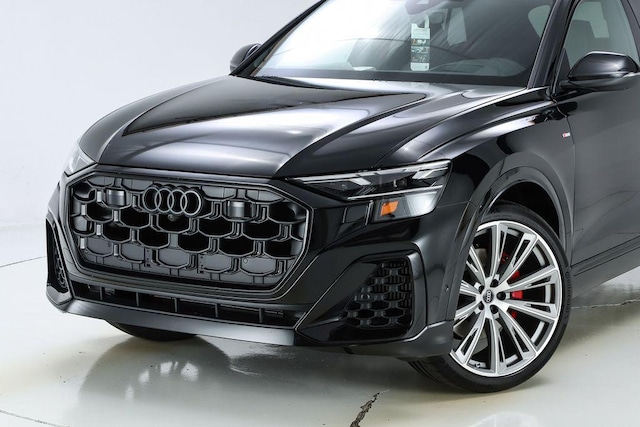2026 Audi Q8